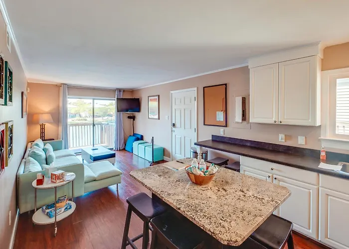 Holiday home Bay-view Escape W/ Private Balcony In Ocean